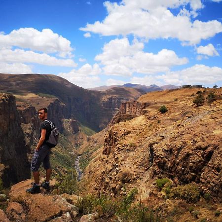 Twin Peaks Cottages And Horse Trekking Maseru Exterior photo