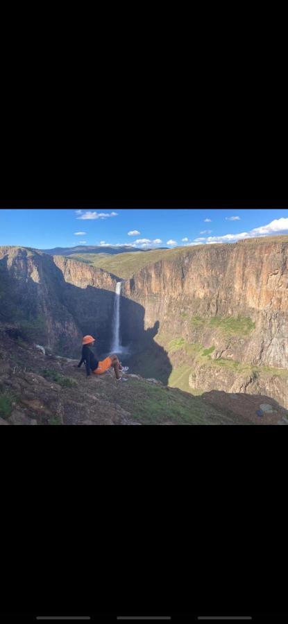 Twin Peaks Cottages And Horse Trekking Maseru Exterior photo
